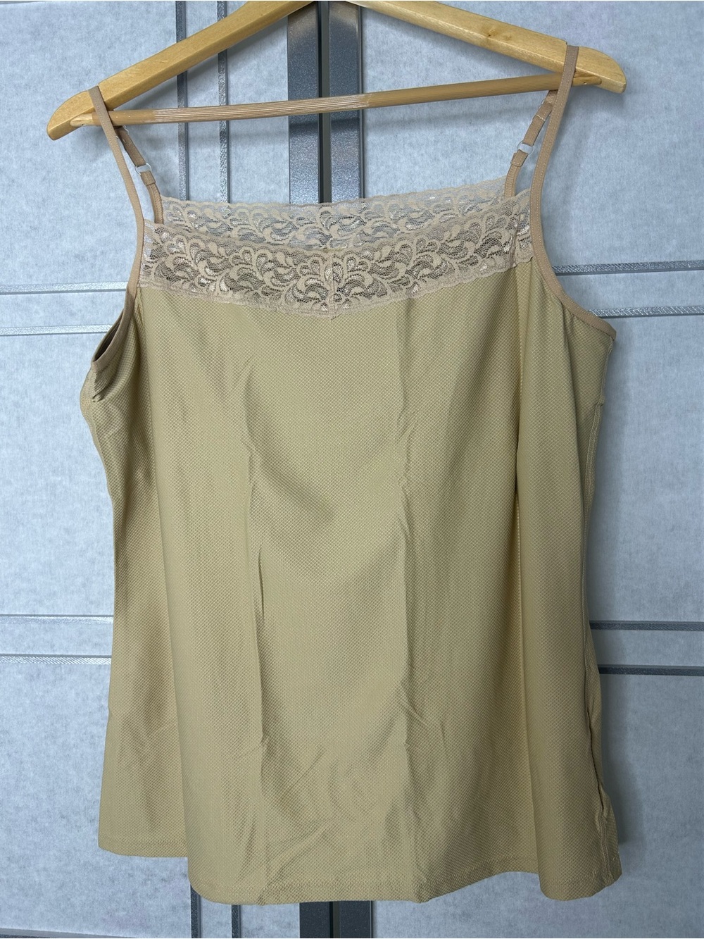 Exofficio Women's Camisole with Built In Shelf Bra Quick Dry Travel Tank Tops XL